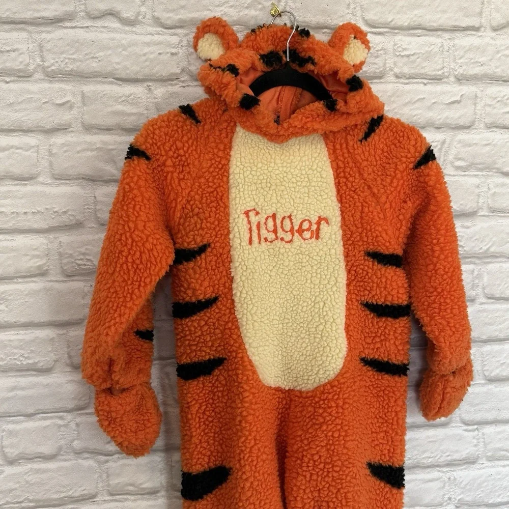 DISNEY STORE Tigger Kids Costume Size 4-6 Orange Full Body Fleece Warm Fast Ship